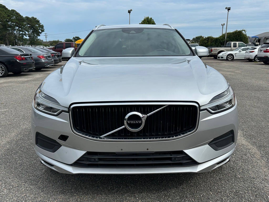 2019 Volvo XC60 Image 2