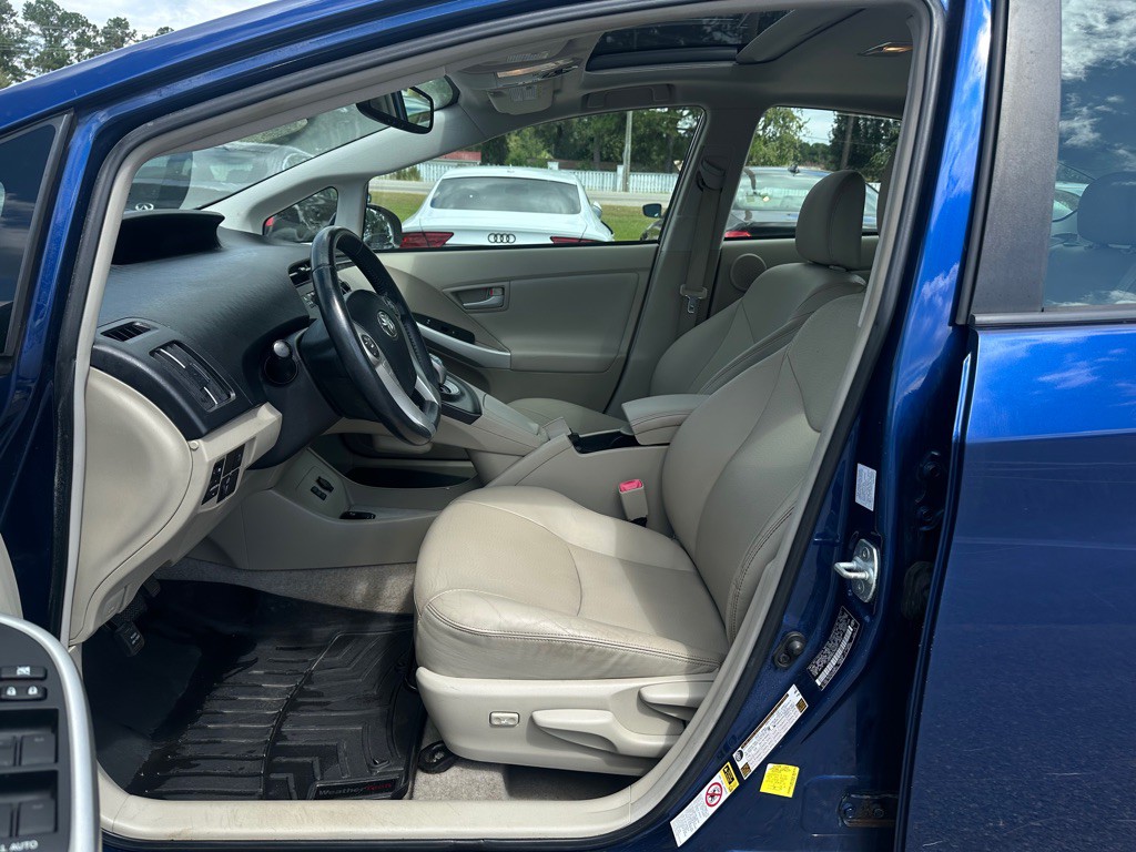 2011 Toyota Prius Image 9