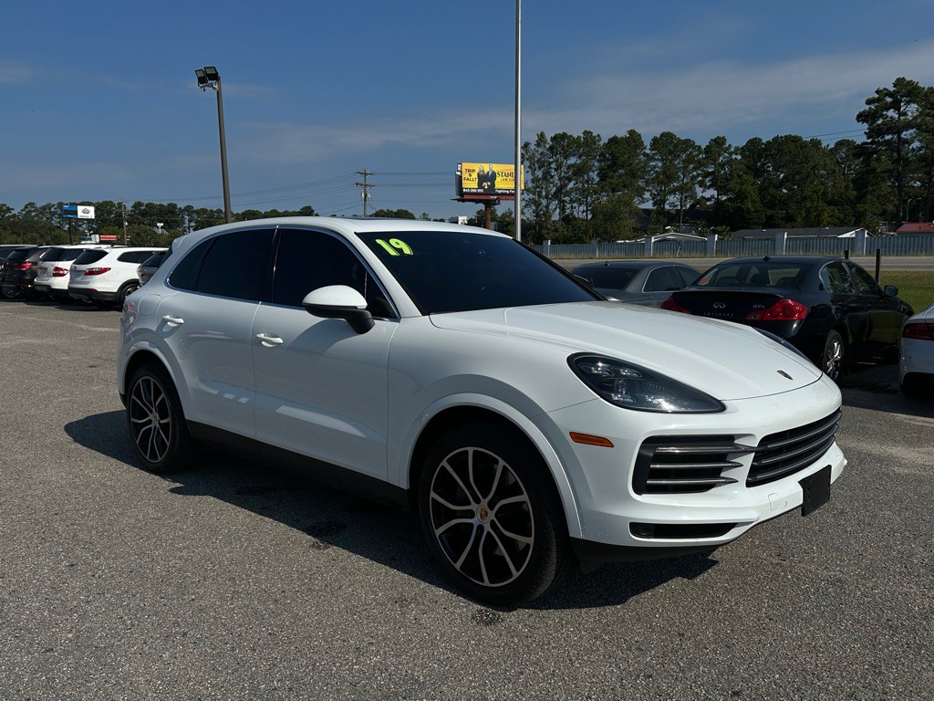 2019 Porsche Cayenne Image 3