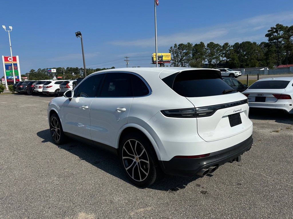 2019 Porsche Cayenne Image 7