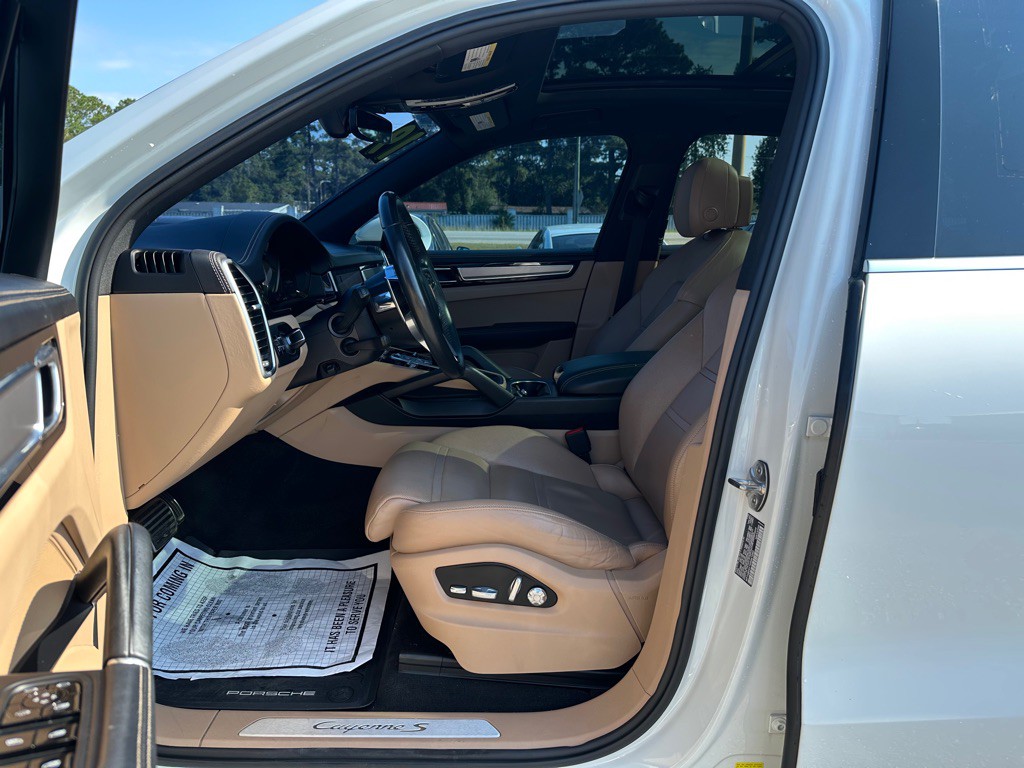 2019 Porsche Cayenne Image 10