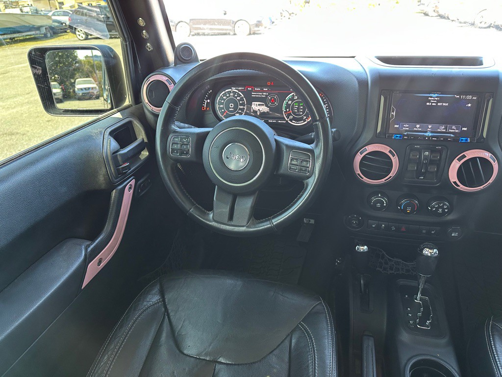 2017 MINI Cooper Image 14