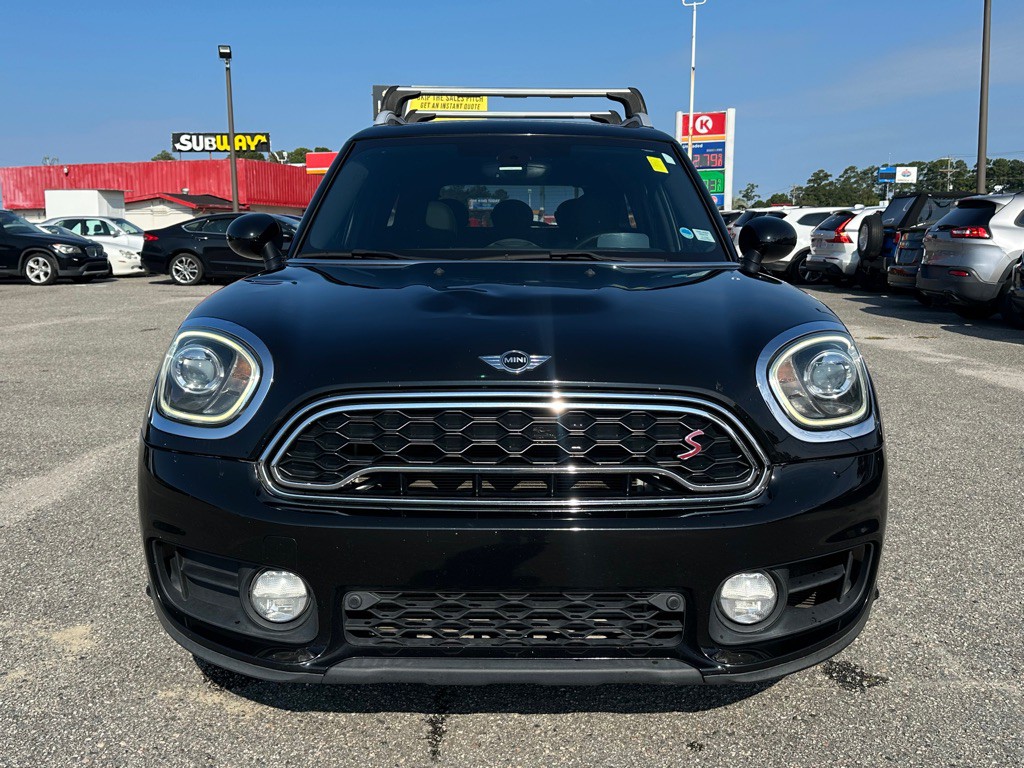 2017 MINI Cooper Image 16