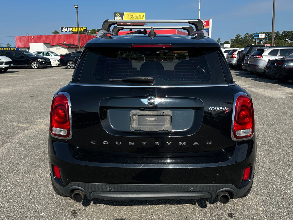 2017 MINI Cooper Image 20