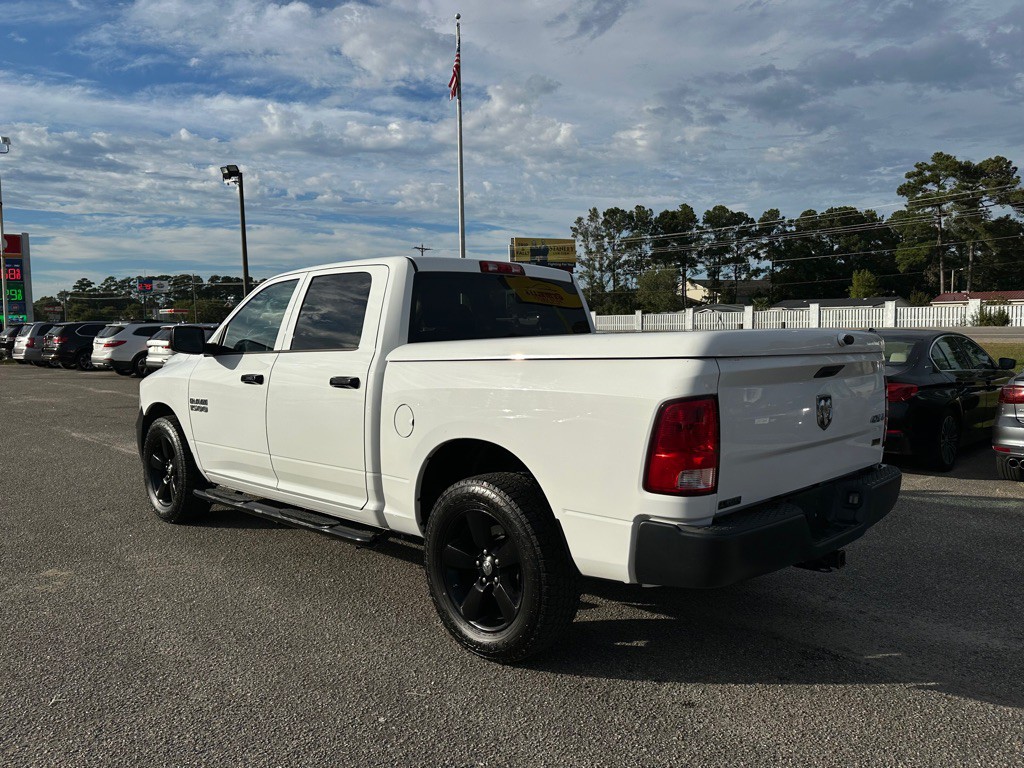 2015 RAM 1500 Image 7