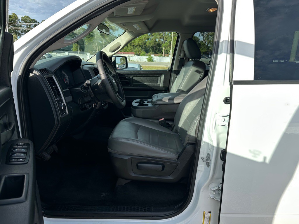 2015 RAM 1500 Image 10