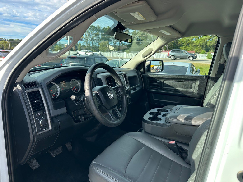 2015 RAM 1500 Image 11
