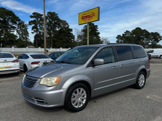 Image for 2014 Chrysler Town & Country Touring ID: 6857354
