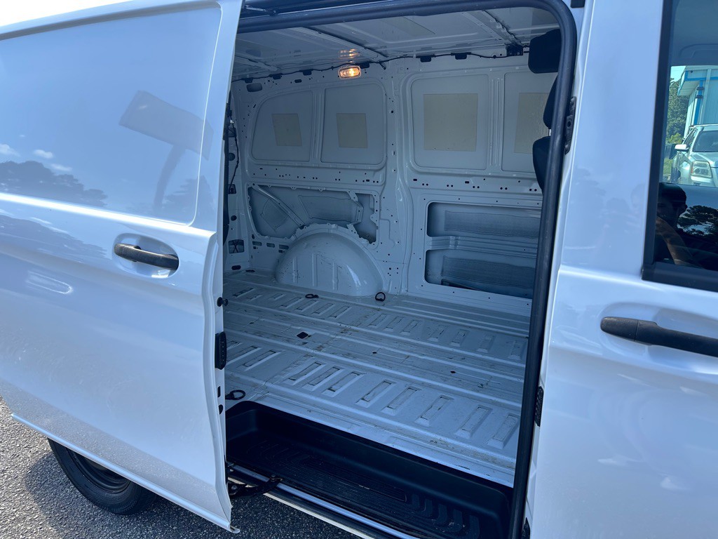 2017 Mercedes-Benz Metris Image 10
