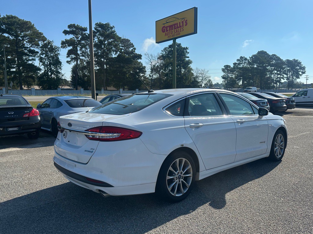 2017 Ford Fusion Image 5