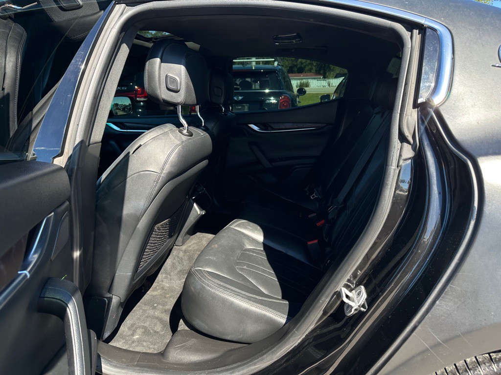 2014 Maserati Ghibli Image 12