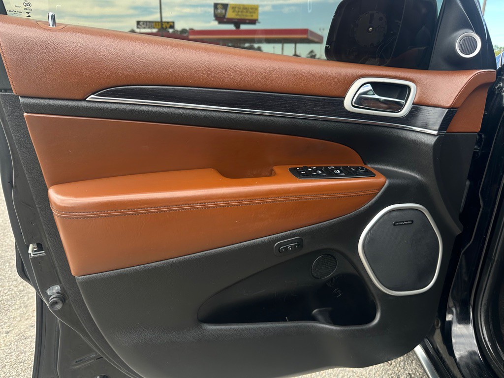 2018 Jeep Grand Cherokee Image 11