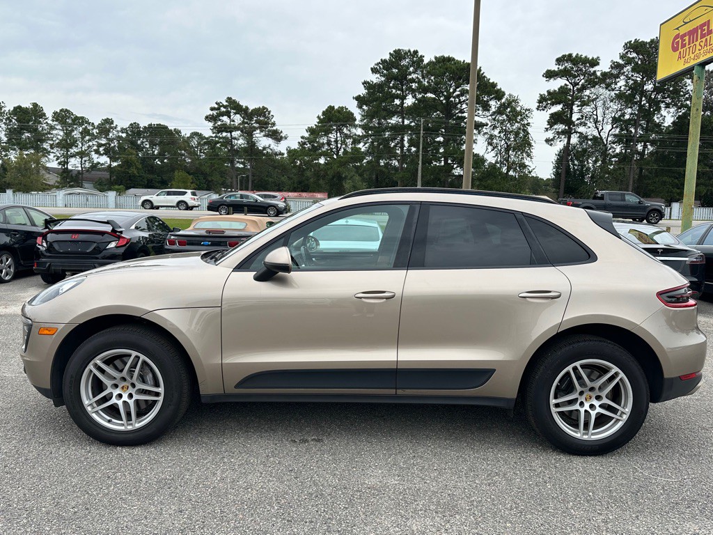2017 Porsche Macan Image 8