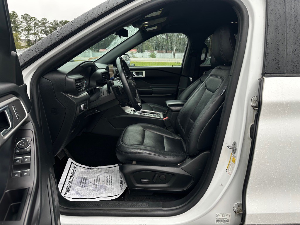 2020 Ford Explorer Image 11