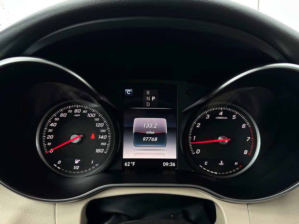 2018 Mercedes-Benz GLC-Class Image 9