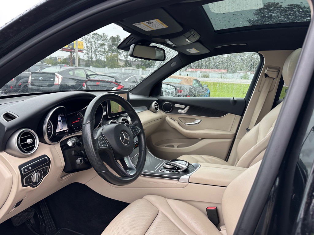 2018 Mercedes-Benz GLC-Class Image 13