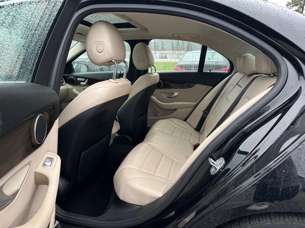 2019 Mercedes-Benz C-Class Image 12