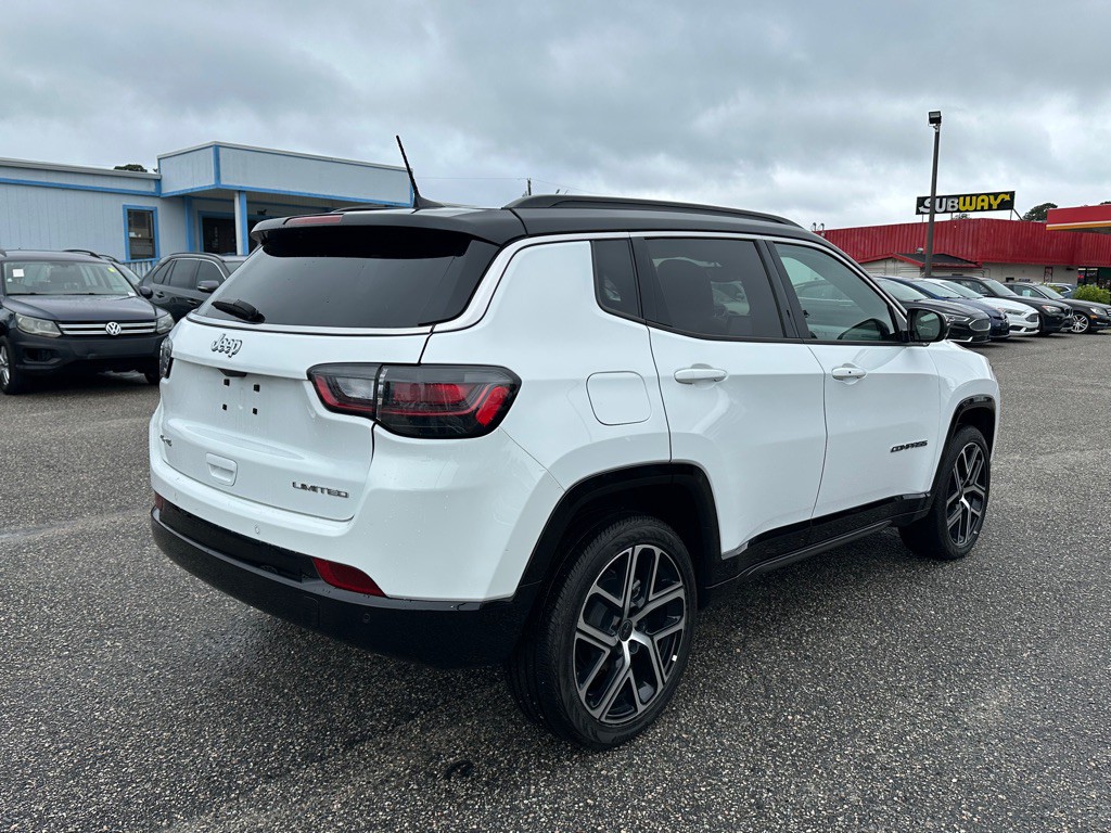 2025 Jeep Compass Image 5
