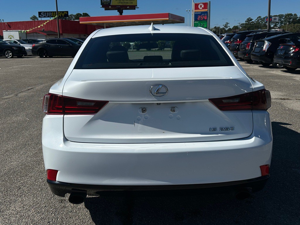 2014 Lexus IS Image 6