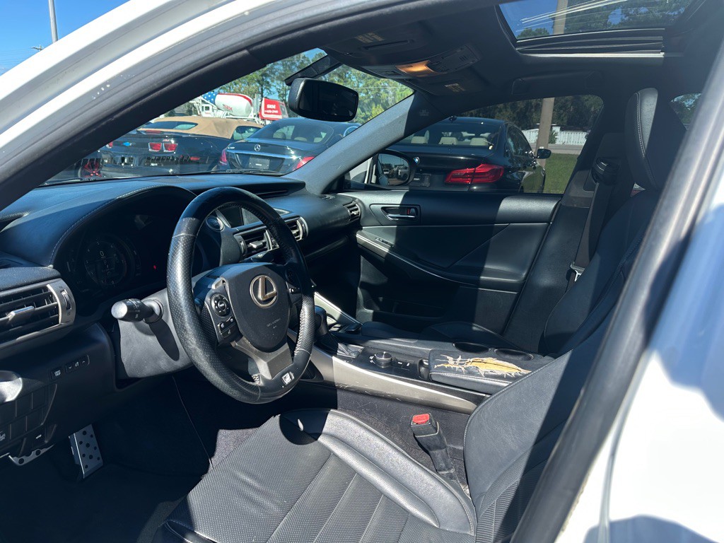 2014 Lexus IS Image 13