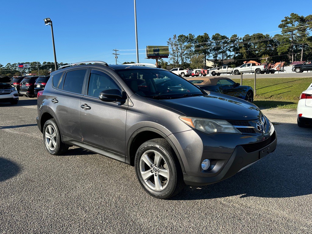 2015 Toyota Rav4 Image 2