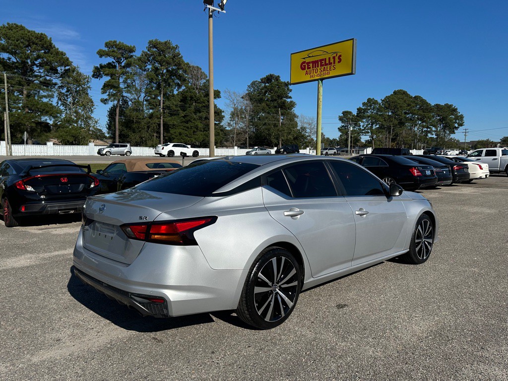 2020 Nissan Altima Image 14