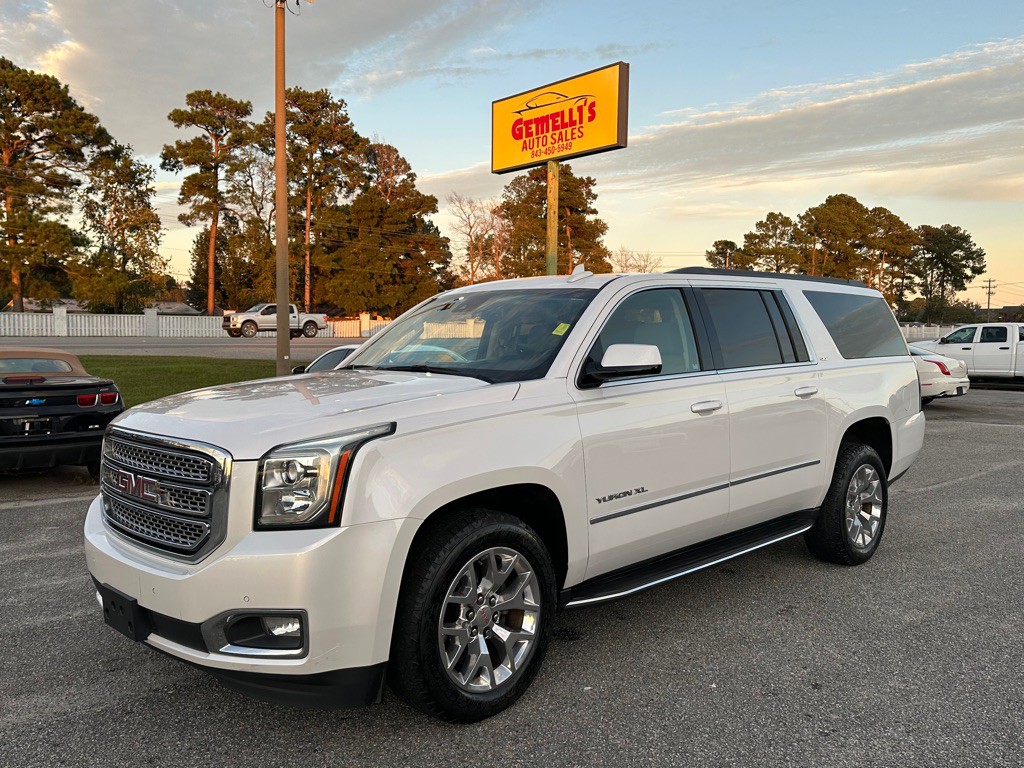 2016 GMC Yukon Image 1