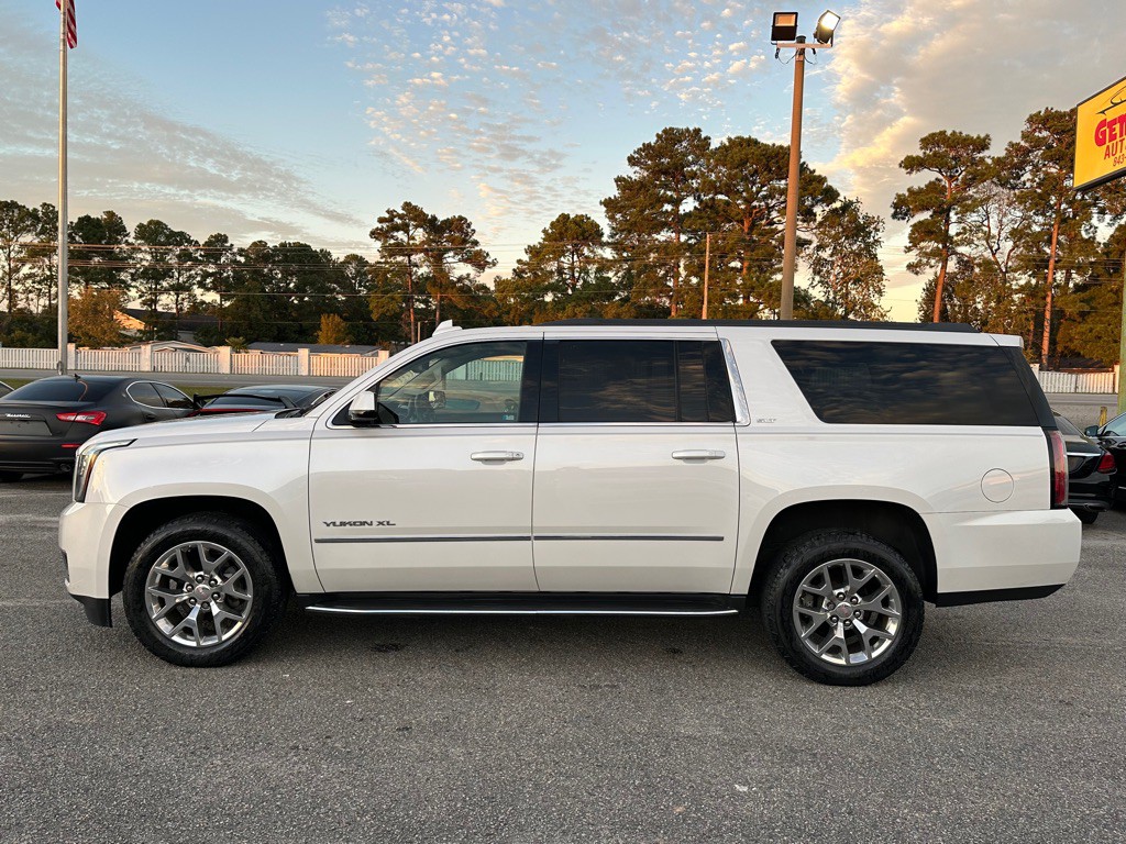 2016 GMC Yukon Image 8