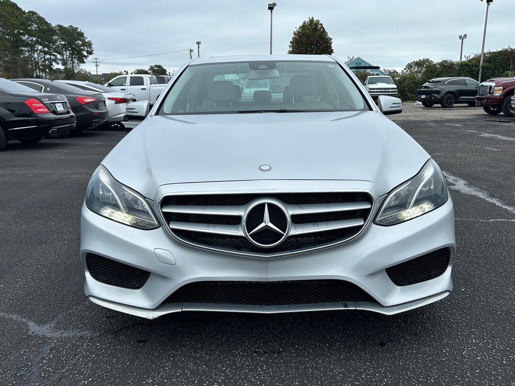 2016 Mercedes-Benz E-Class Image 2