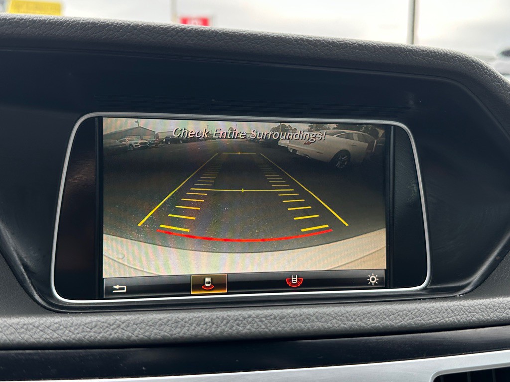 2016 Mercedes-Benz E-Class Image 10