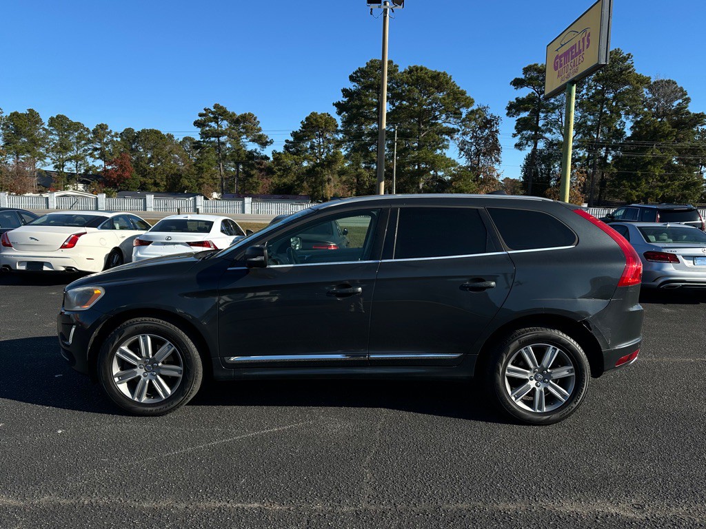 2016 Volvo XC60 Image 2