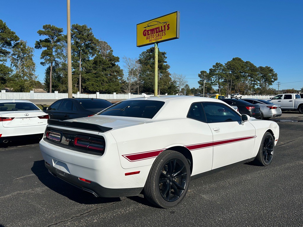 2018 Dodge Challenger Image 7