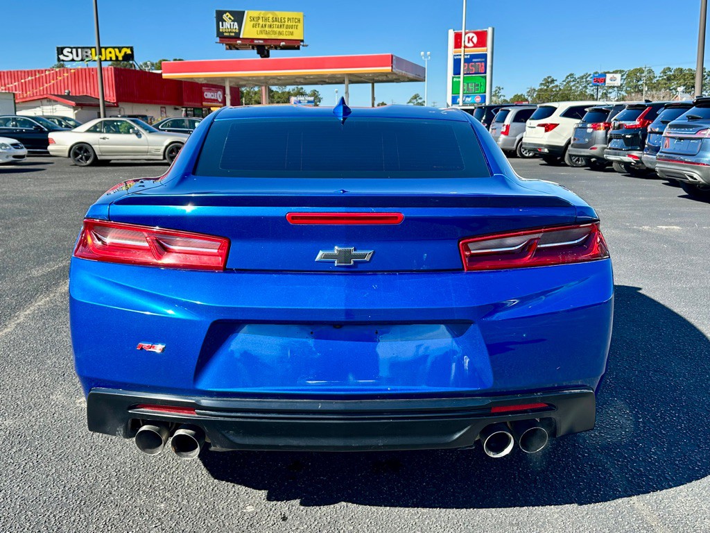 2017 Chevrolet Camaro Image 6
