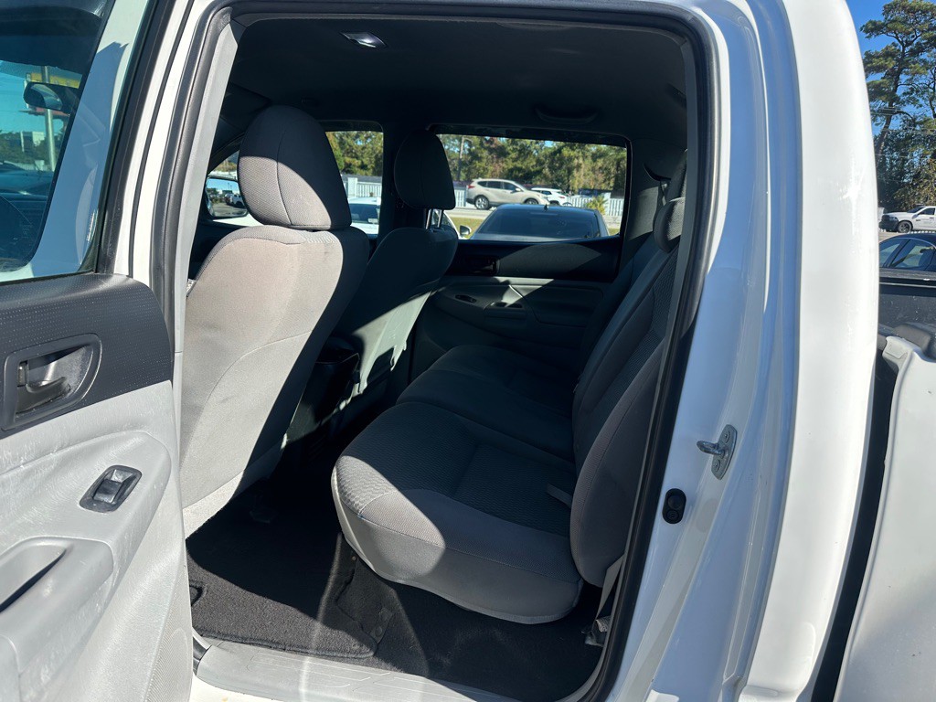 2013 Toyota Tacoma Image 11