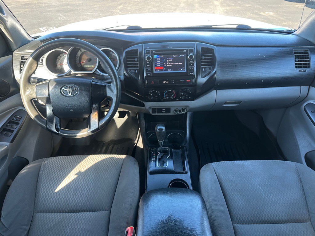 2013 Toyota Tacoma Image 12