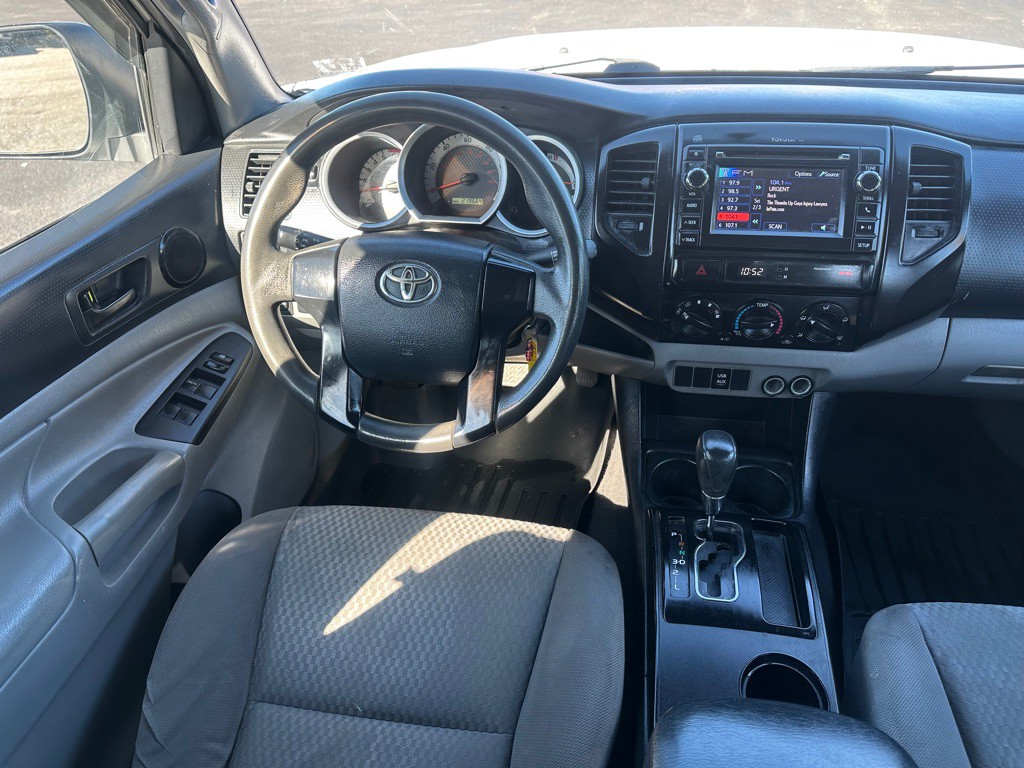 2013 Toyota Tacoma Image 13