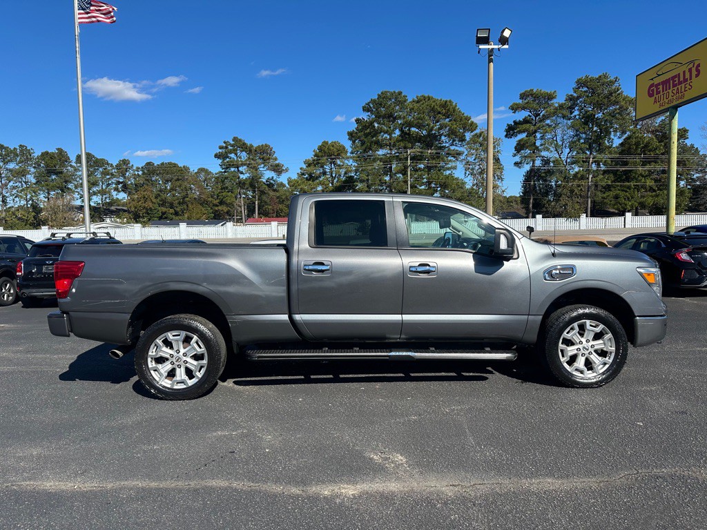 2018 Nissan Titan Image 4