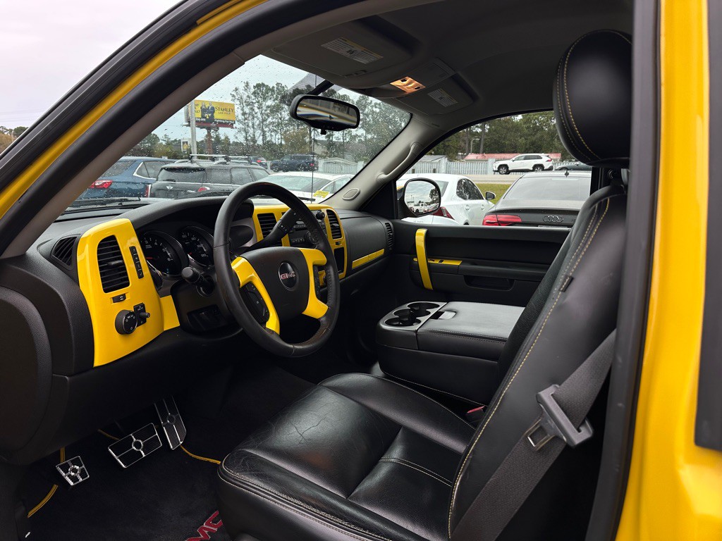 2010 GMC Sierra Image 14