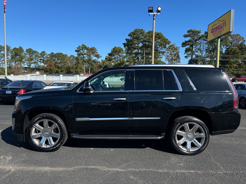 2017 Cadillac Escalade Image 8
