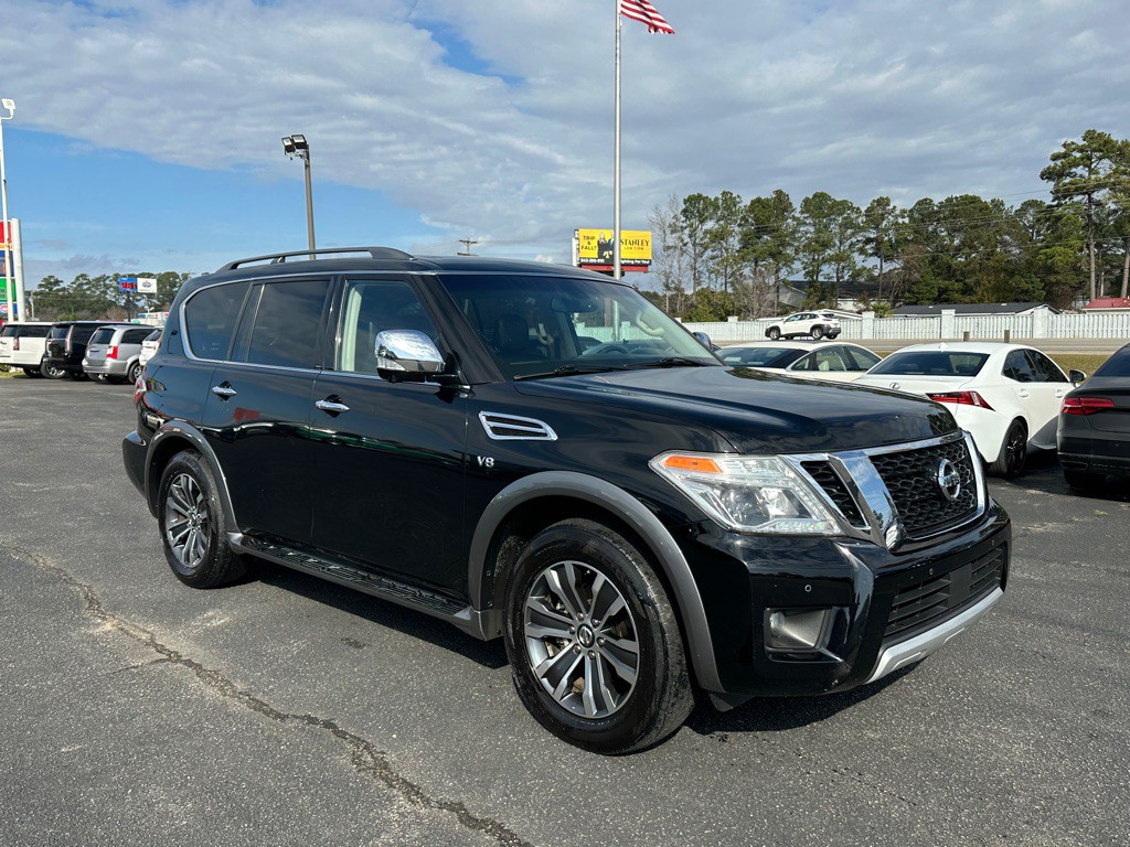 2017 Nissan Armada Image 3