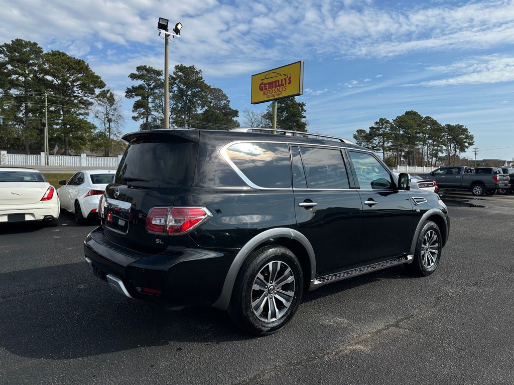 2017 Nissan Armada Image 5