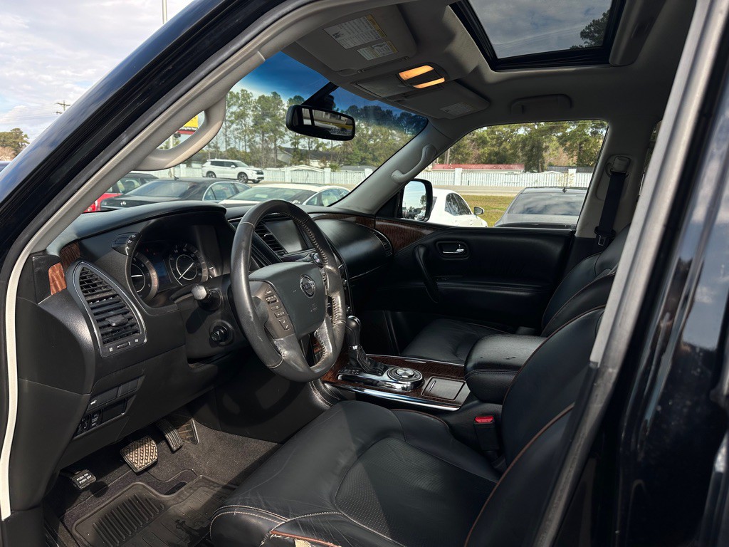 2017 Nissan Armada Image 10