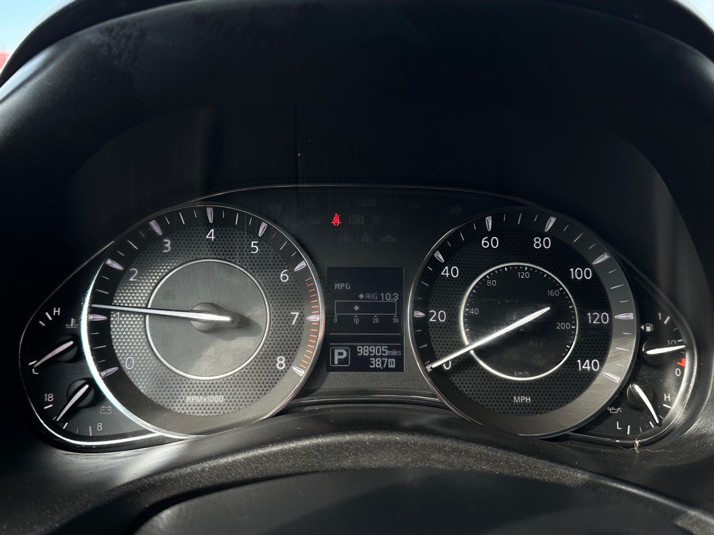 2017 Nissan Armada Image 15