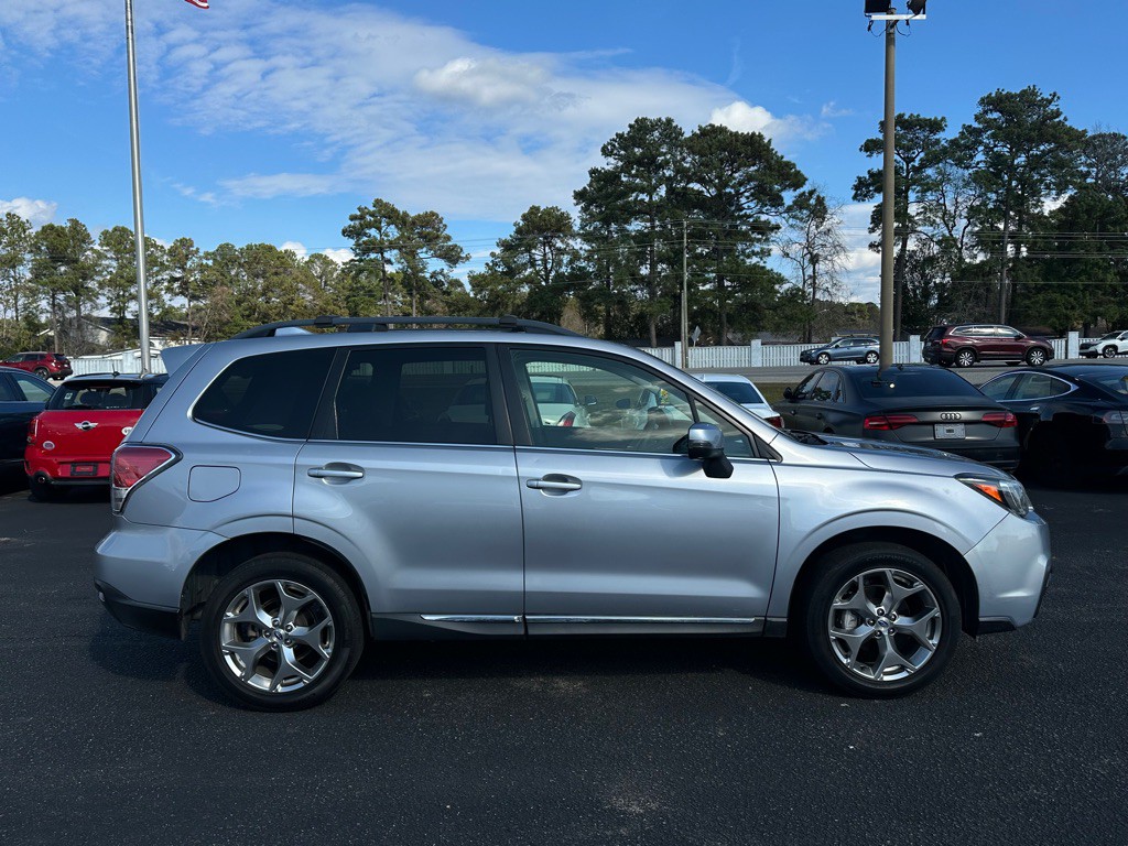 2017 Subaru Forester Image 4