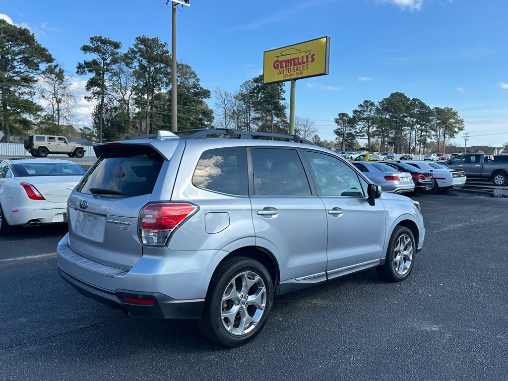 2017 Subaru Forester Image 5