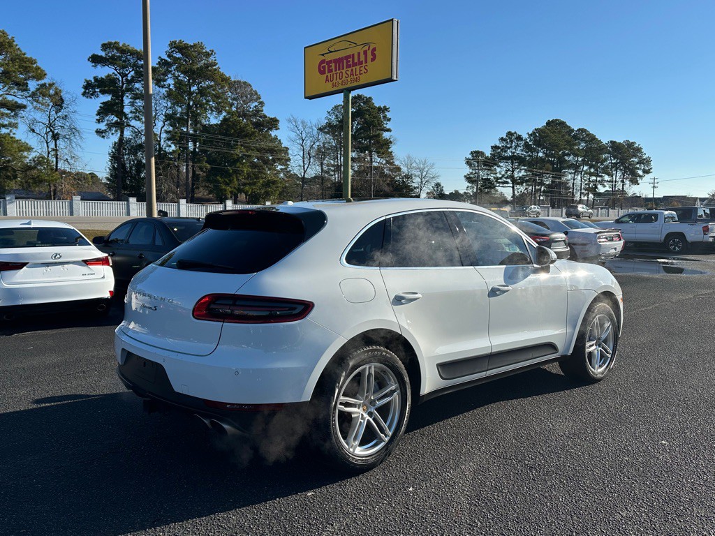 2016 Porsche Macan Image 5