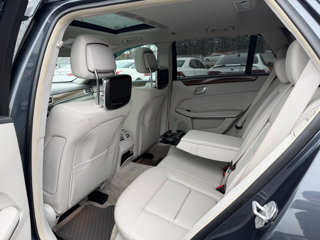 2014 Mercedes-Benz E-Class Image 8