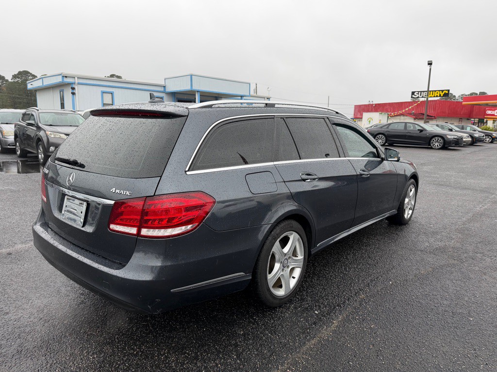 2014 Mercedes-Benz E-Class Image 14