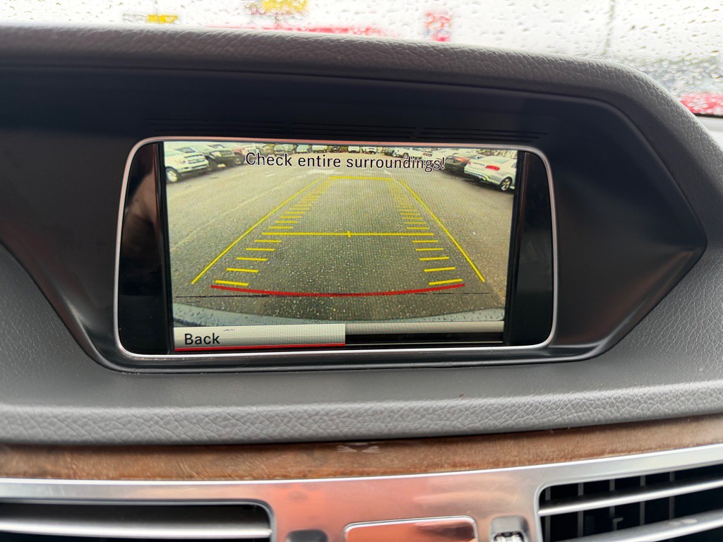 2014 Mercedes-Benz E-Class Image 19