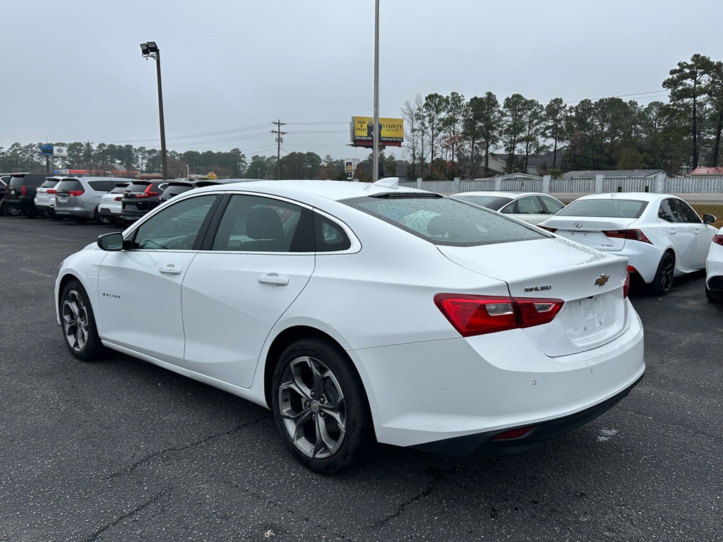2024 Chevrolet Malibu Image 7